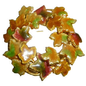 Vintage Enamel Brooch Leaf Wreath Gold Tone